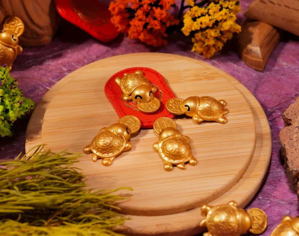 2026 Gold Money-Biting Turtle Charm – Wealth Magnet & Prosperity Keepsake