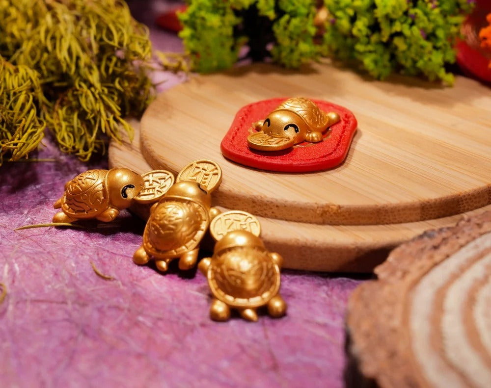 2026 Gold Money-Biting Turtle Charm – Wealth Magnet & Prosperity Keepsake