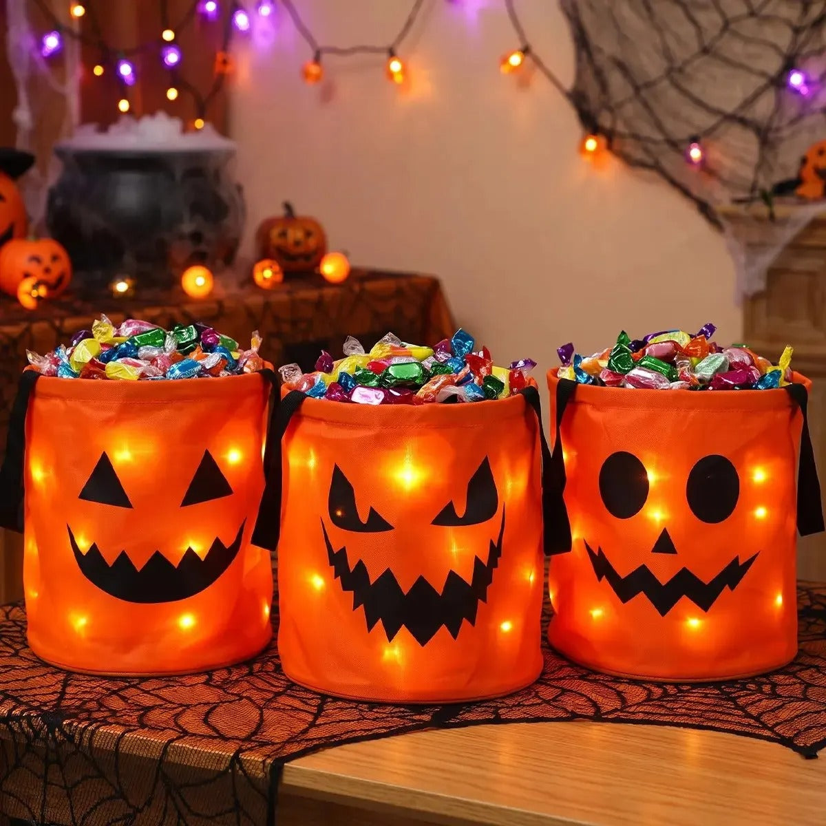 LED Light-Up Pumpkin Candy Bucket – Reusable Glow Trick-or-Treat Bag